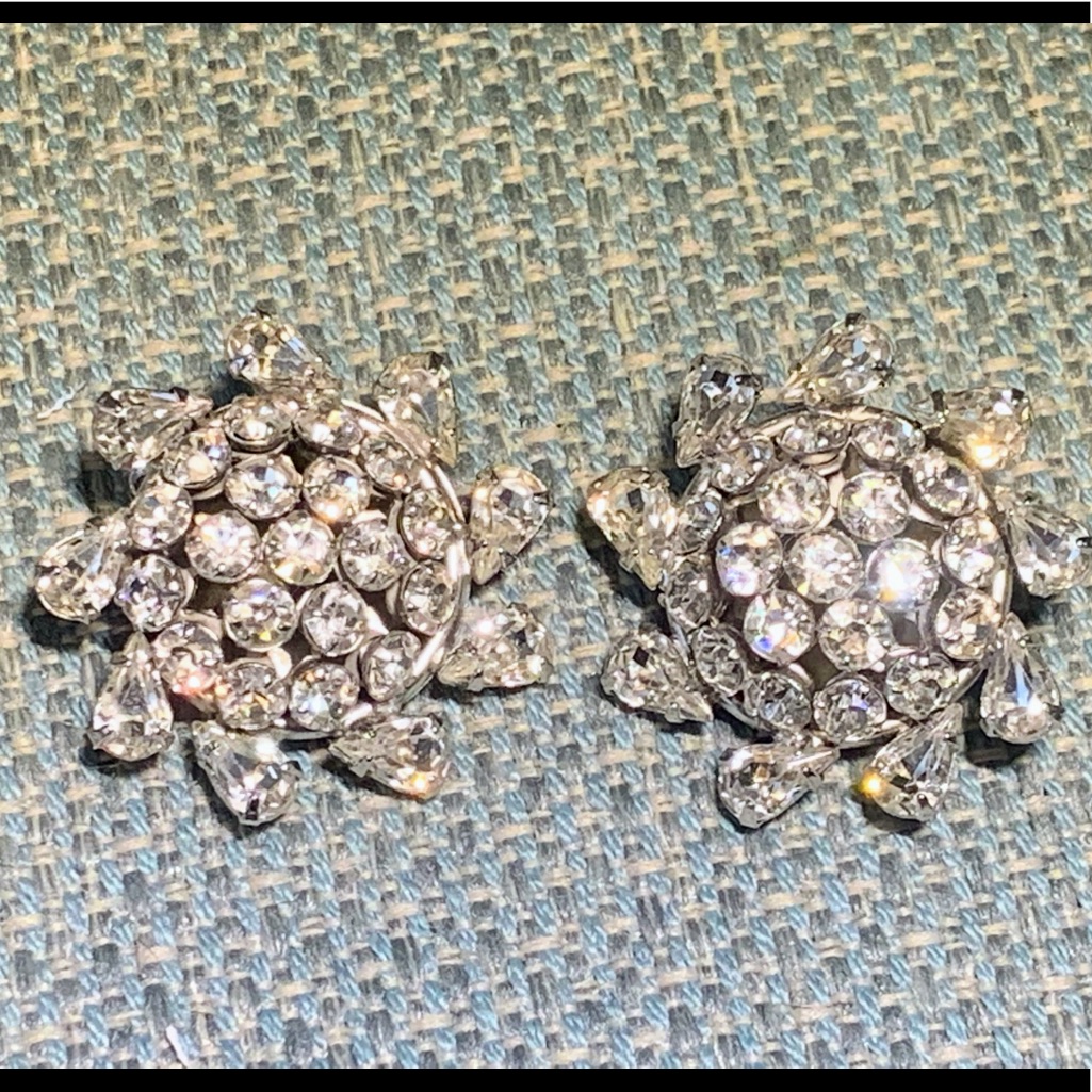Midcentury Kramer Rhinestone Earrings High Sparkle 23$